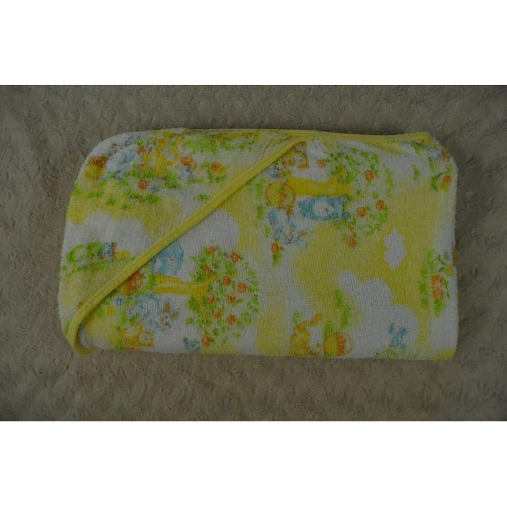 Vintage Dundee Hooded Baby Bath Towel Yellow White Blue Bear Rabbit Tree
